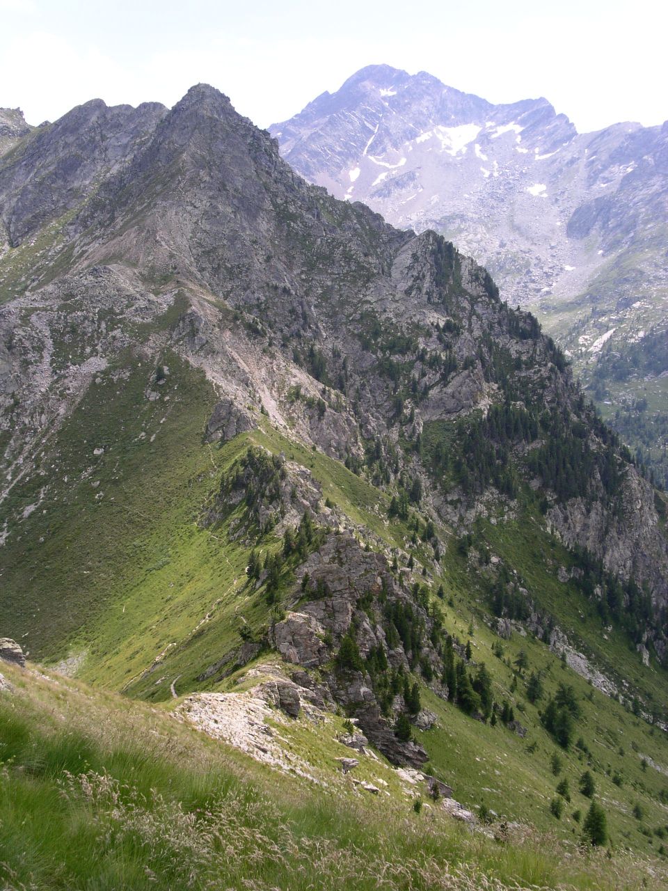 Passo Garda e Mont Neri visti dalla vetta